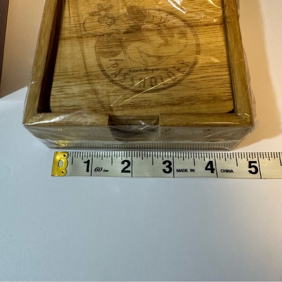 Disney Passholder Minnie Mouse coaster set - Picture 2 of 2